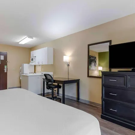 Extended Stay America Select Suites Tampa Airport Memorial Hwy Extérieur photo