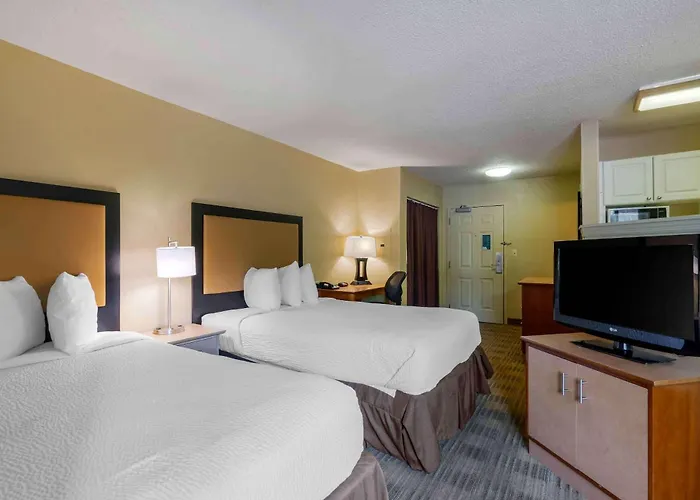 Extended Stay America Select Suites Tampa Airport Memorial Hwy